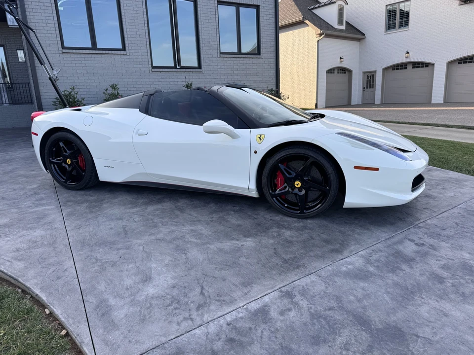 2014 Ferrari 458 Spider - Image 5 of 31