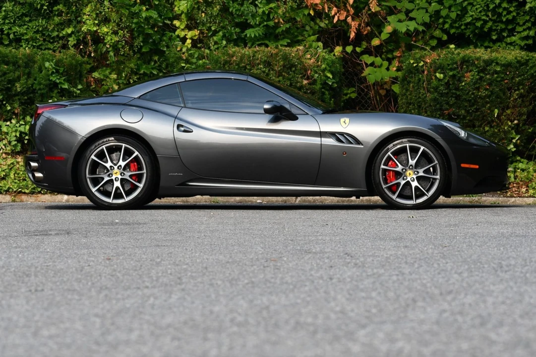 2014 Ferrari California - Image 5 of 31