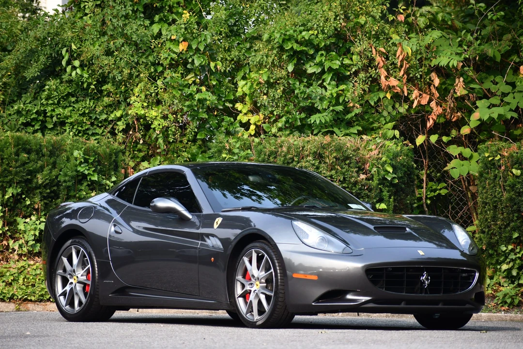 2014 Ferrari California - Image 2 of 31