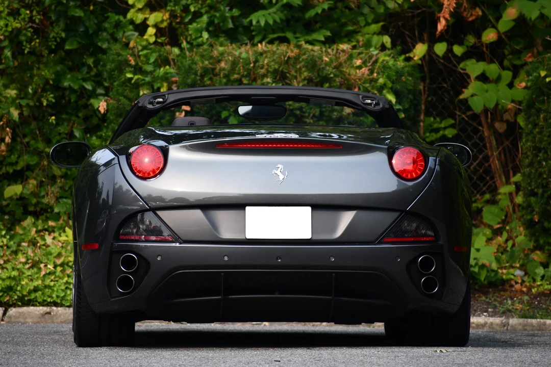 2014 Ferrari California - Image 13 of 31