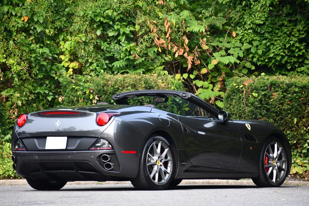 2014 Ferrari California - Image 15 of 31
