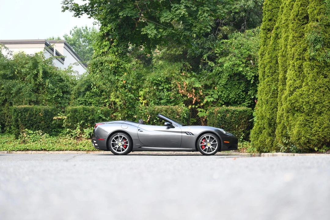 2014 Ferrari California - Image 19 of 31