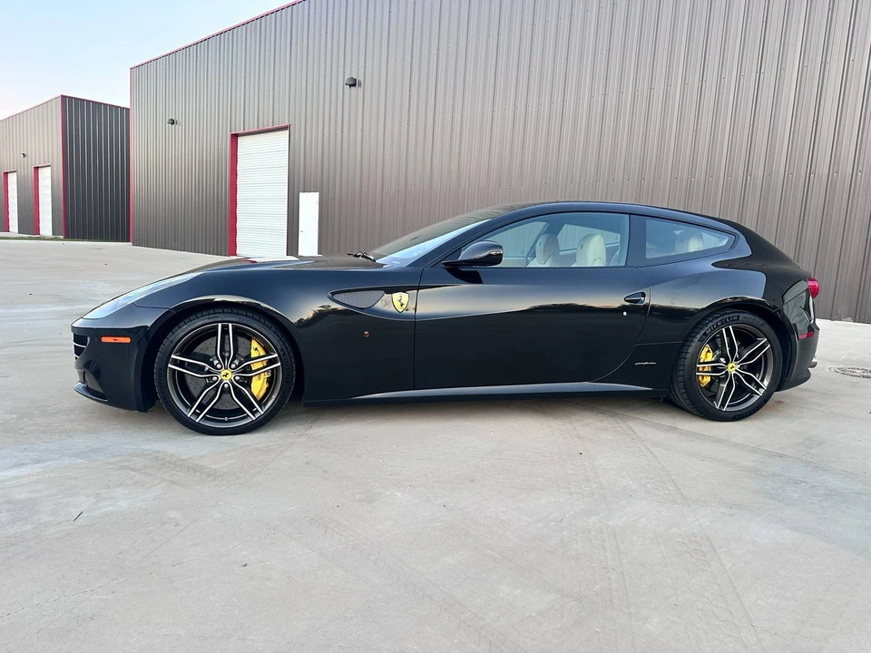 2014 Ferrari FF - Image 16 of 31