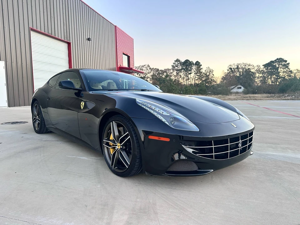 2014 Ferrari FF - Image 7 of 31