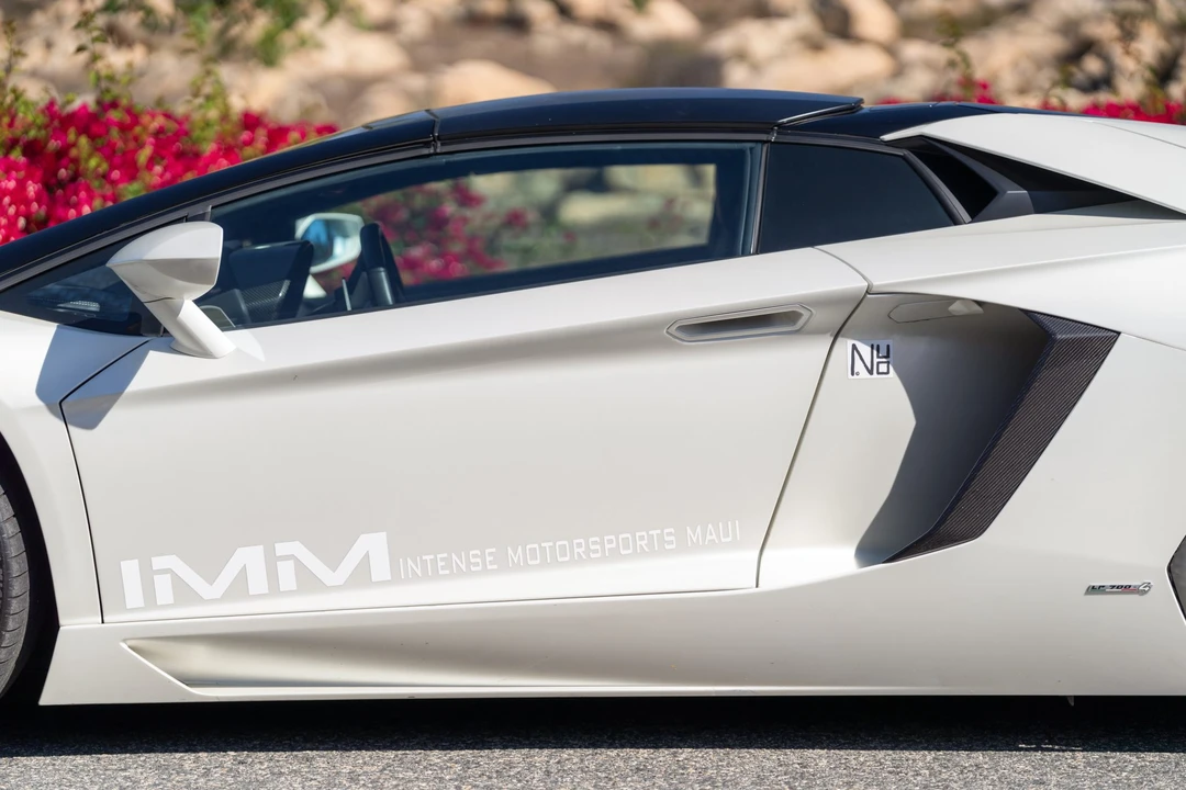 2014 Lamborghini Aventador LP700-4 - Image 26 of 31