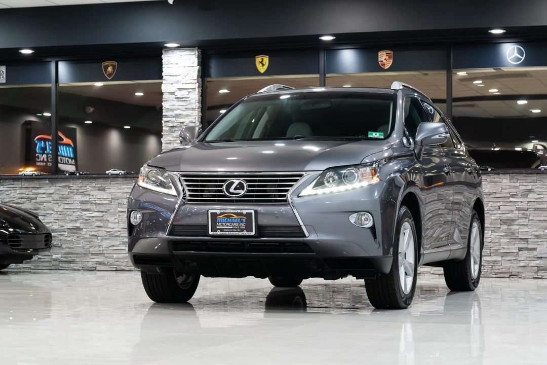 2014 Lexus RX 3rd Gen - Image 7 of 31