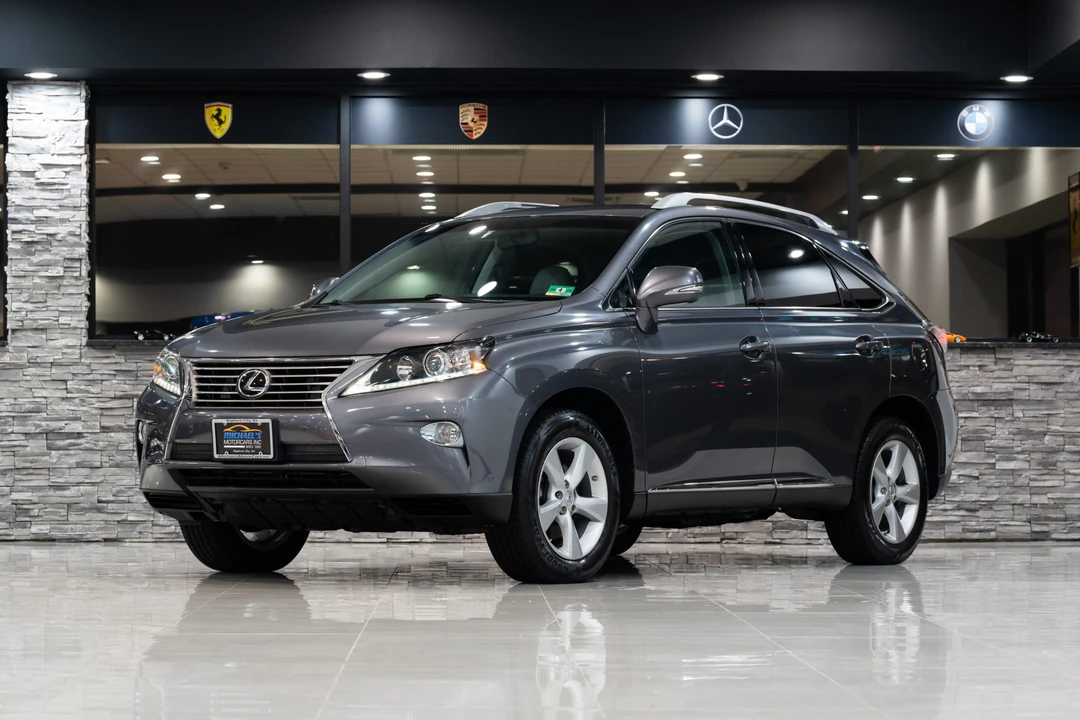 2014 Lexus RX 3rd Gen - Image 2 of 31