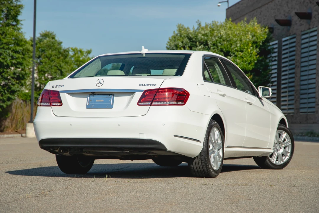 2014 Mercedes-Benz W212 E-Class - Image 11 of 31