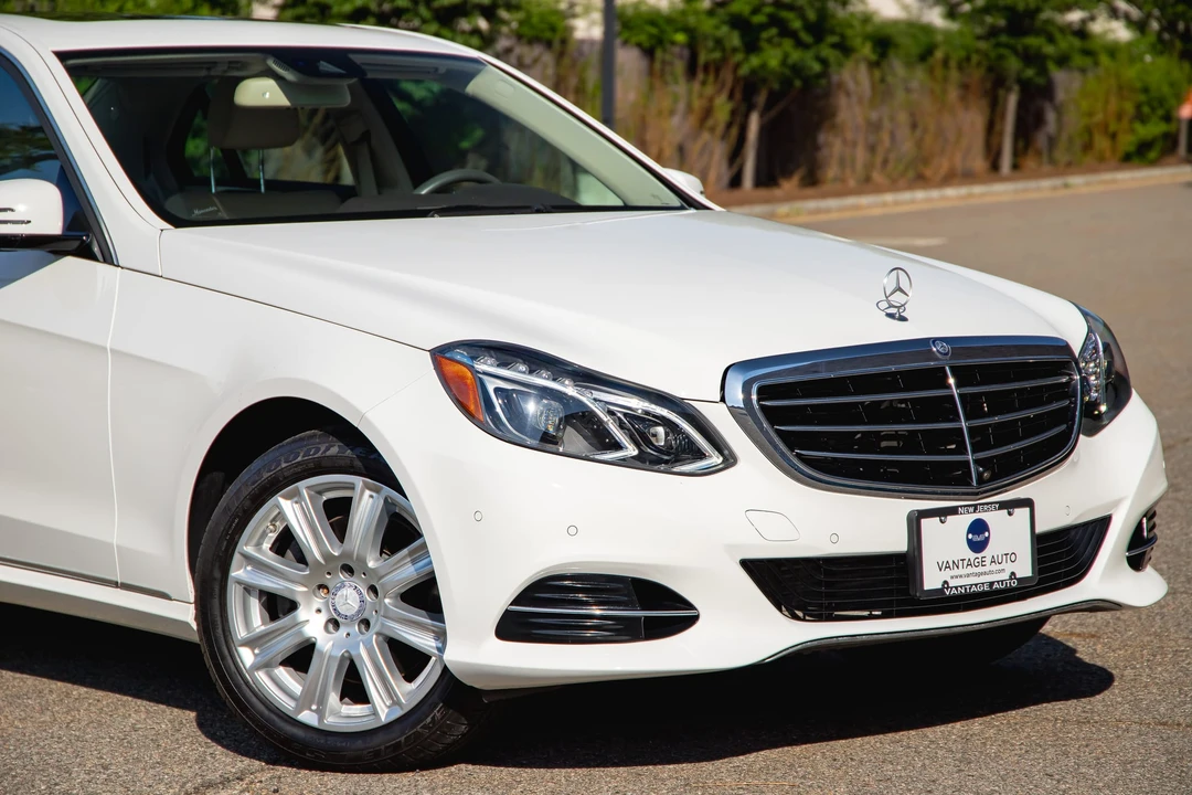 2014 Mercedes-Benz W212 E-Class - Image 25 of 31