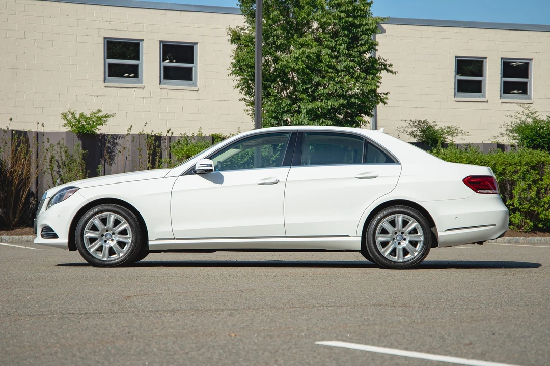 2014 Mercedes-Benz W212 E-Class - Image 19 of 31