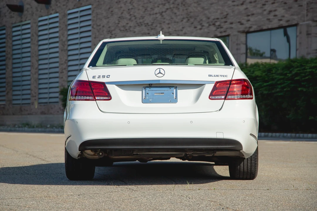 2014 Mercedes-Benz W212 E-Class - Image 14 of 31