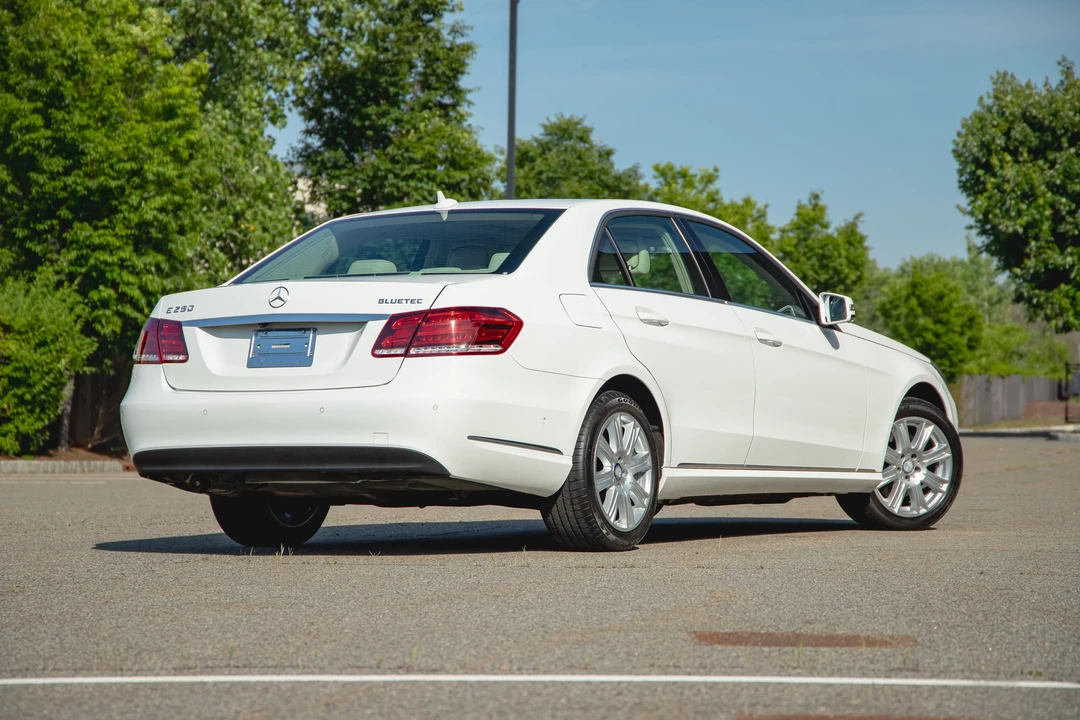 2014 Mercedes-Benz W212 E-Class - Image 13 of 31