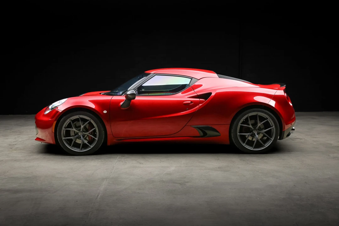 2015 Alfa Romeo 4C Coupe - Image 15 of 31