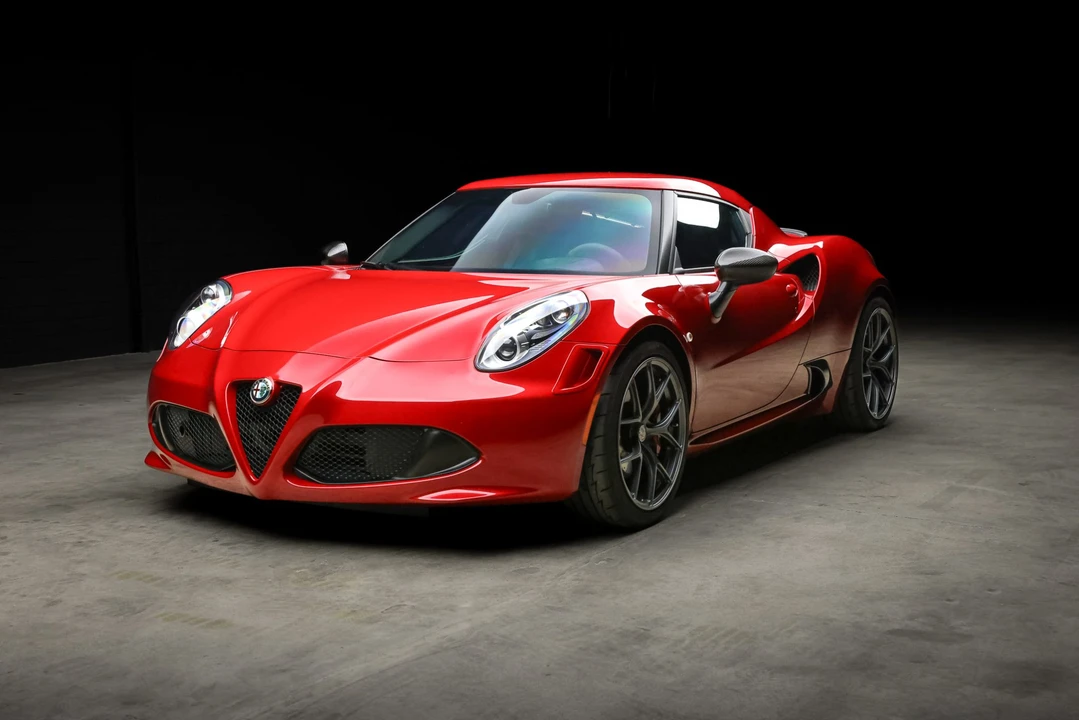 2015 Alfa Romeo 4C Coupe - Image 4 of 31