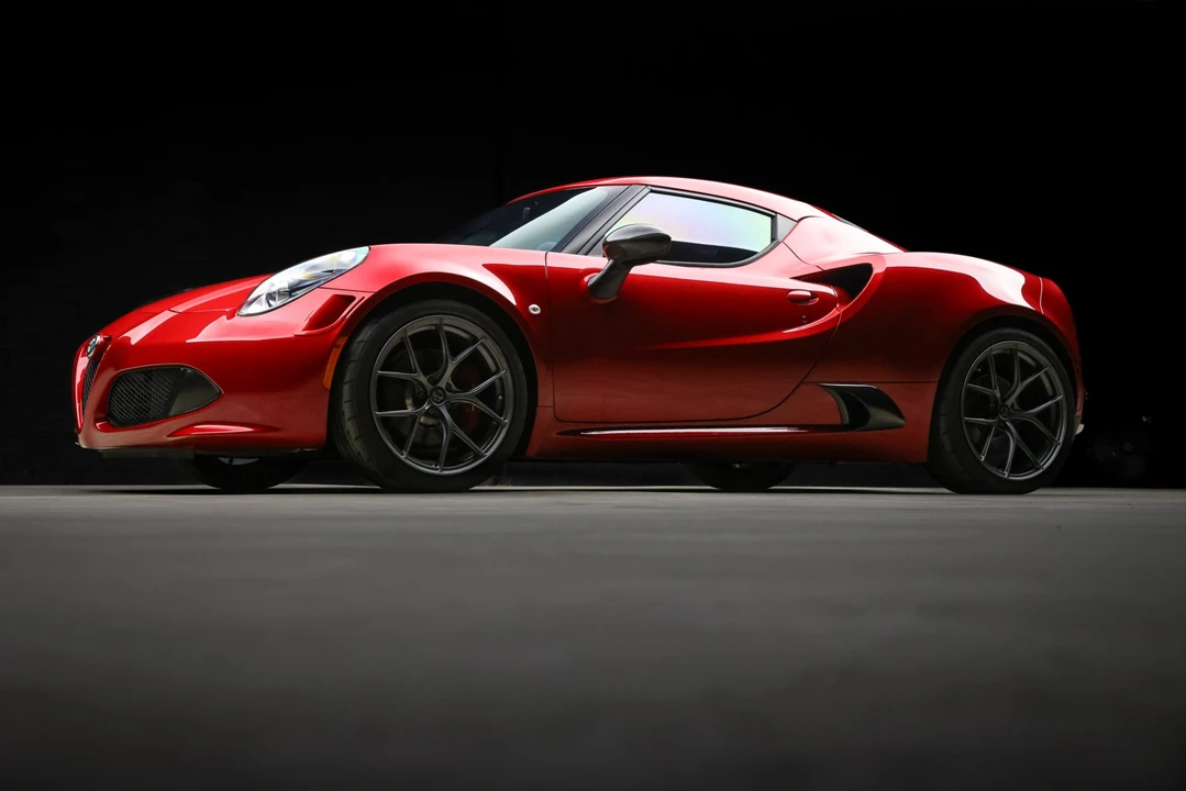 2015 Alfa Romeo 4C Coupe - Image 7 of 31