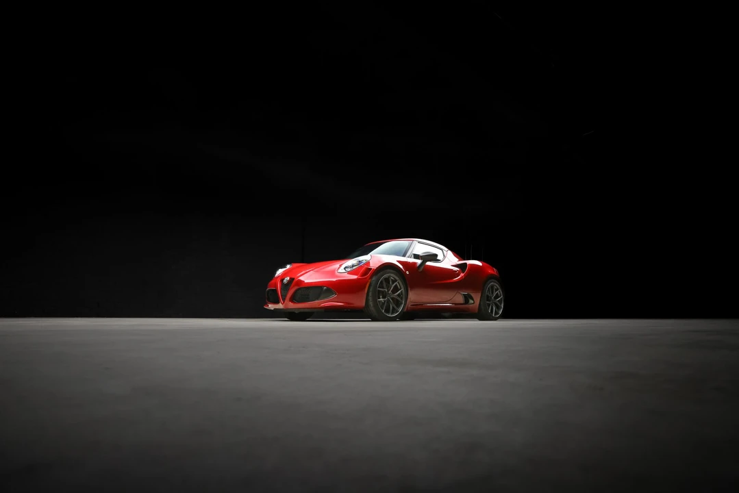 2015 Alfa Romeo 4C Coupe - Image 14 of 31