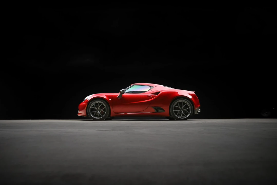 2015 Alfa Romeo 4C Coupe - Image 13 of 31