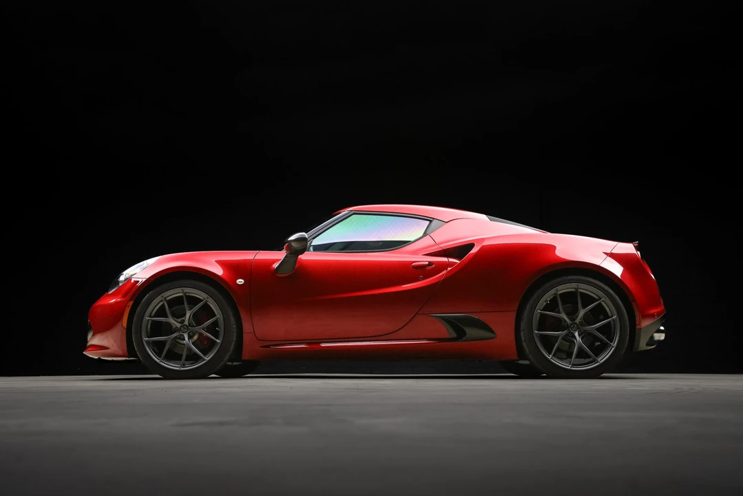 2015 Alfa Romeo 4C Coupe - Image 11 of 31