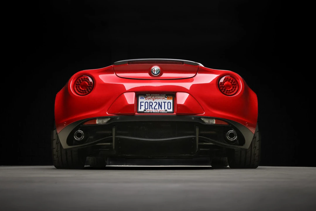 2015 Alfa Romeo 4C Coupe - Image 25 of 31