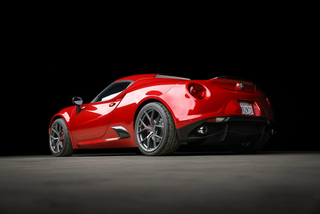 2015 Alfa Romeo 4C Coupe - Image 17 of 31