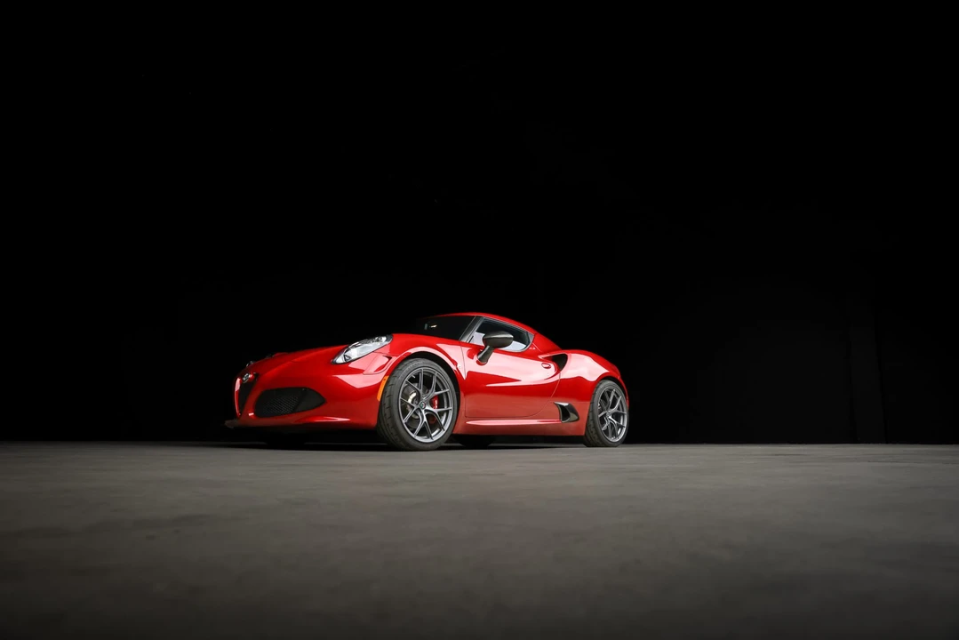 2015 Alfa Romeo 4C Coupe - Image 8 of 31