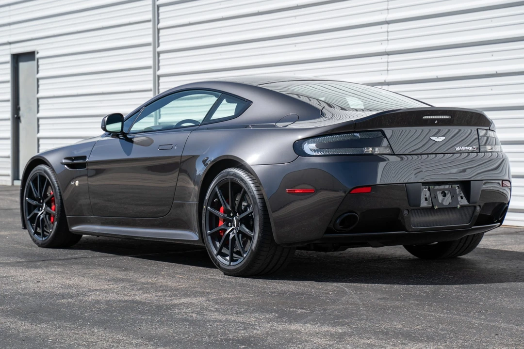 2015 Aston Martin V12 Vantage (2010-2018) - Image 7 of 31