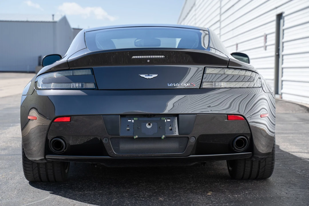 2015 Aston Martin V12 Vantage (2010-2018) - Image 6 of 31