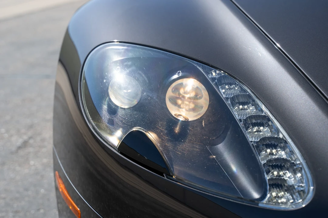 2015 Aston Martin V12 Vantage (2010-2018) - Image 10 of 31