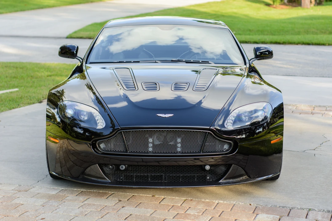 2015 Aston Martin V12 Vantage (2010-2018) - Image 8 of 31