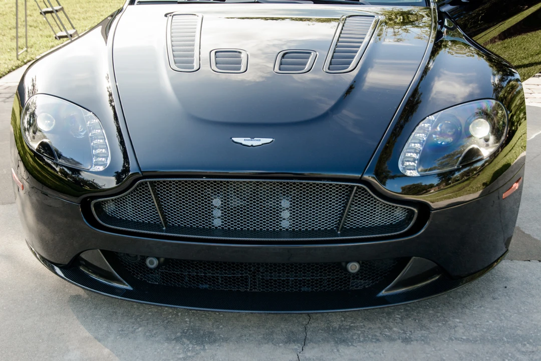 2015 Aston Martin V12 Vantage (2010-2018) - Image 9 of 31