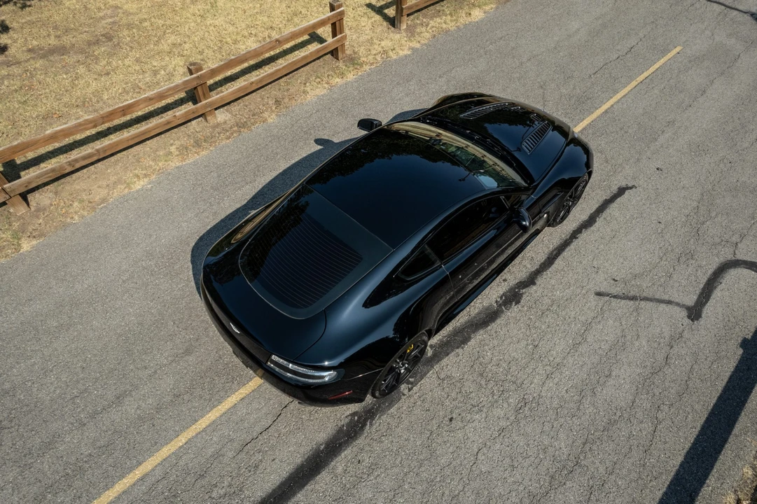 2015 Aston Martin V12 Vantage (2010-2018) - Image 27 of 31