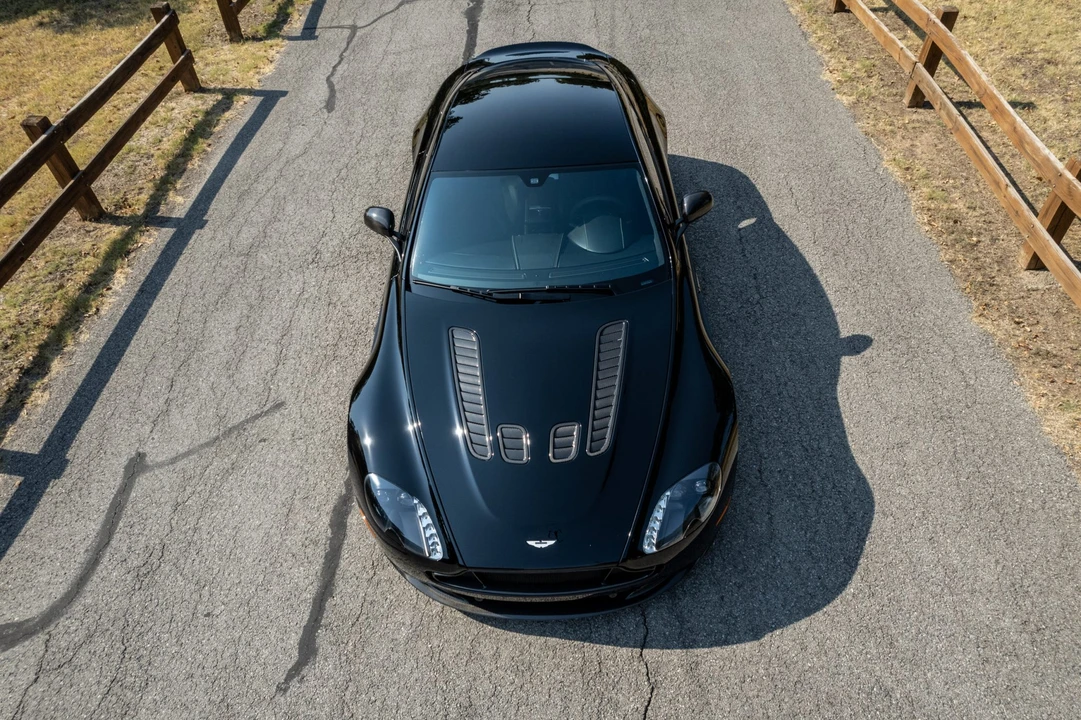 2015 Aston Martin V12 Vantage (2010-2018) - Image 23 of 31