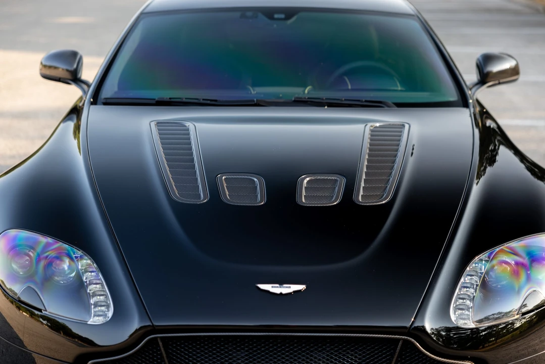 2015 Aston Martin V12 Vantage (2010-2018) - Image 31 of 31