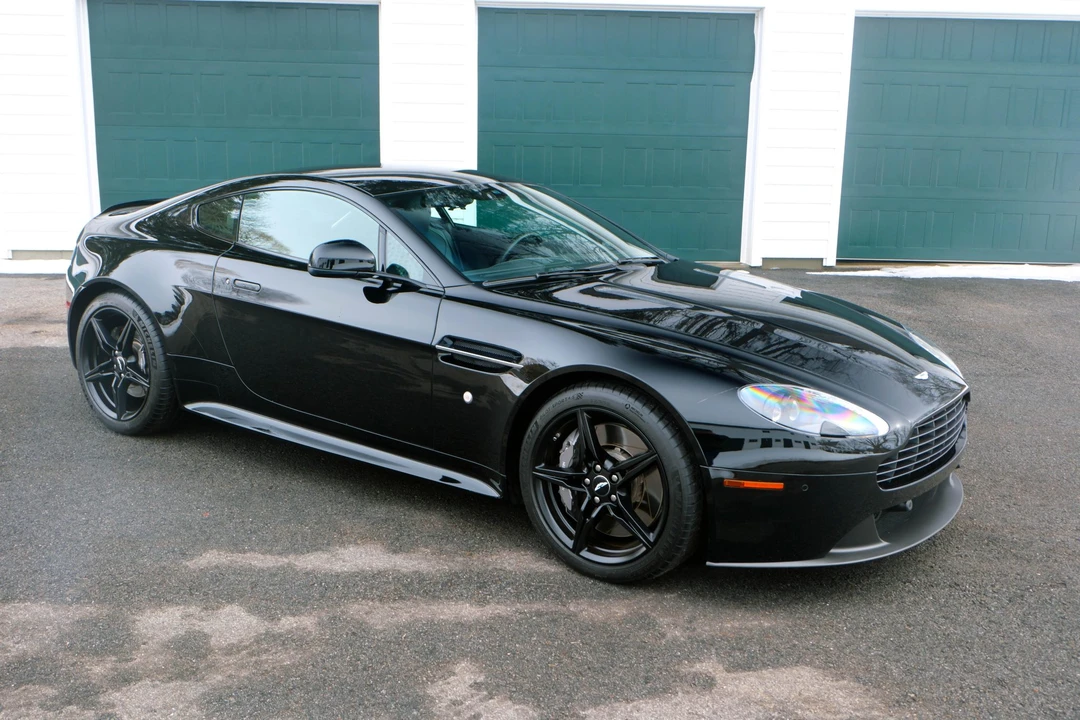2015 Aston Martin V8 Vantage (2006-2017) - Image 16 of 31