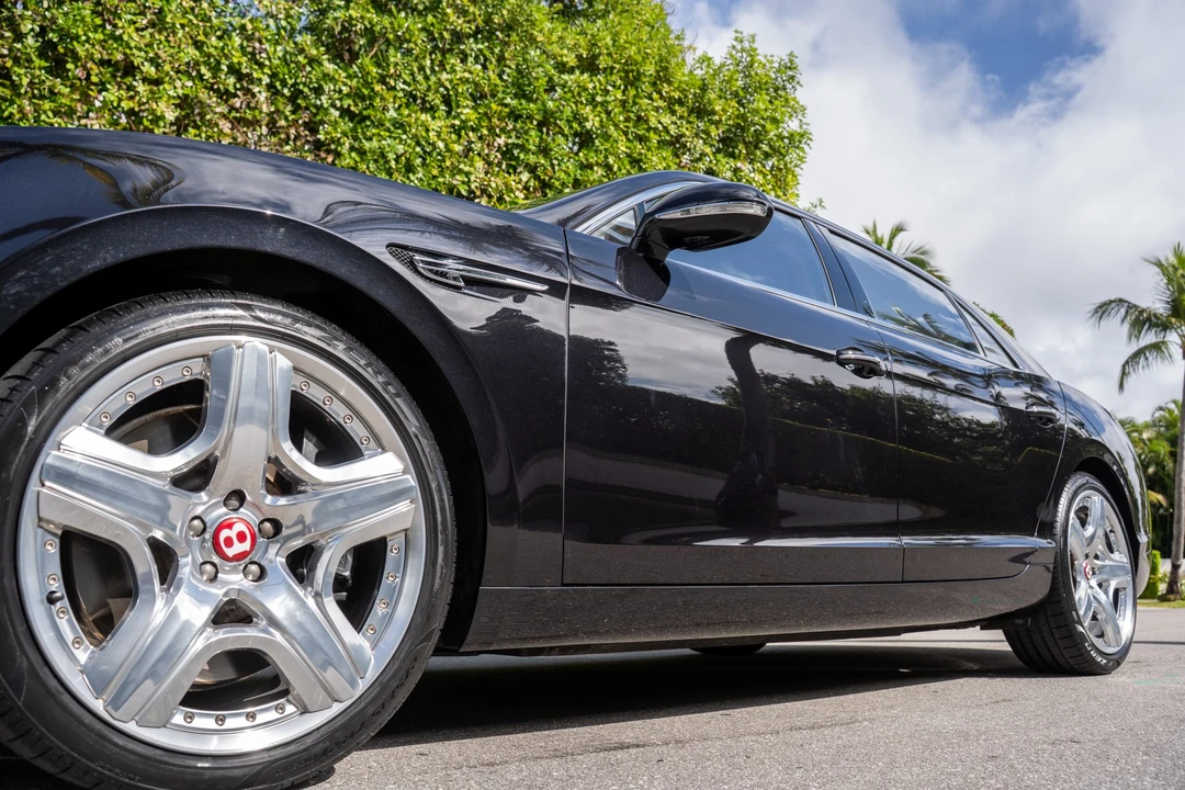 2015 Bentley Continental Flying Spur - Image 18 of 31