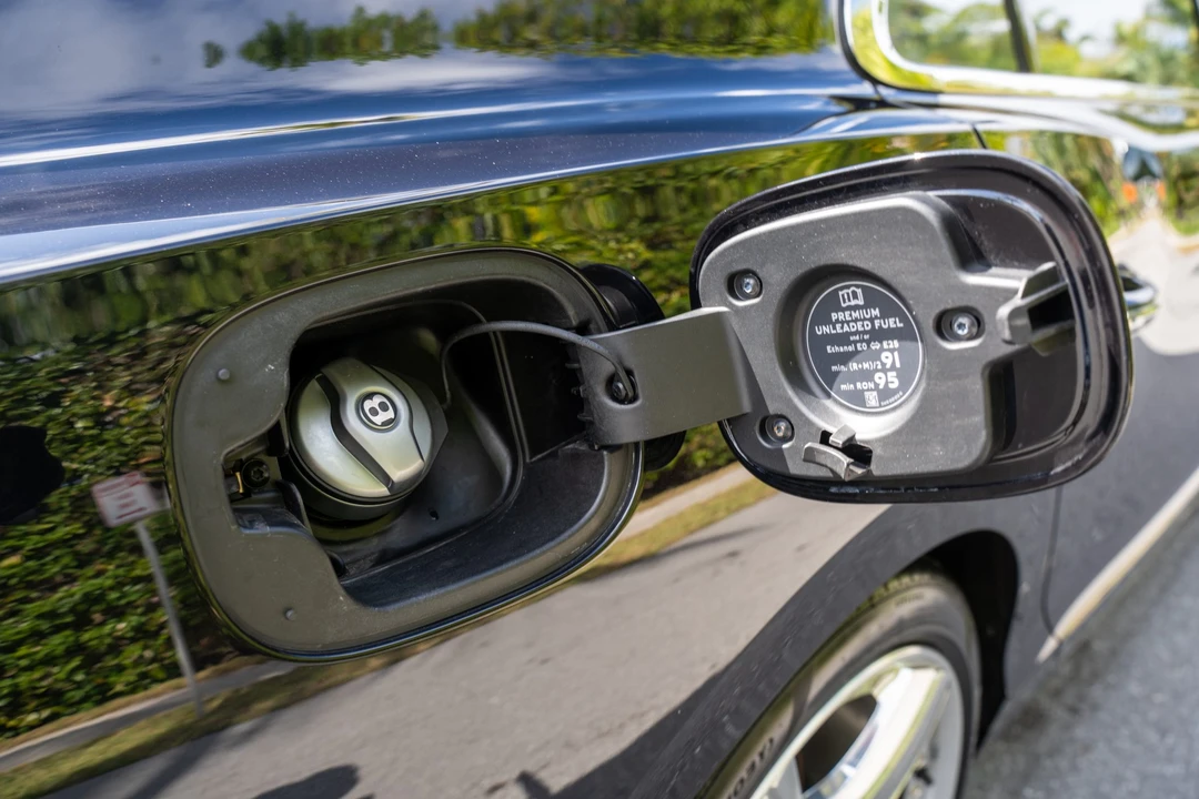 2015 Bentley Continental Flying Spur - Image 27 of 31