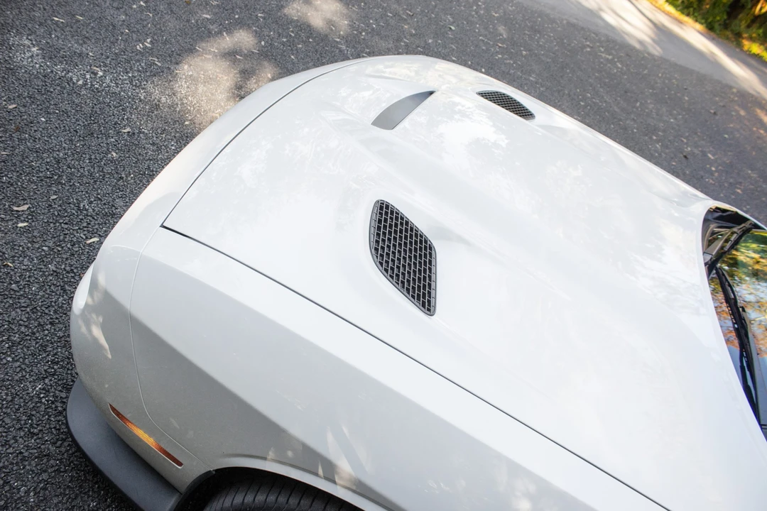 2015 Dodge Challenger SRT Hellcat 3rd Gen - Image 16 of 31