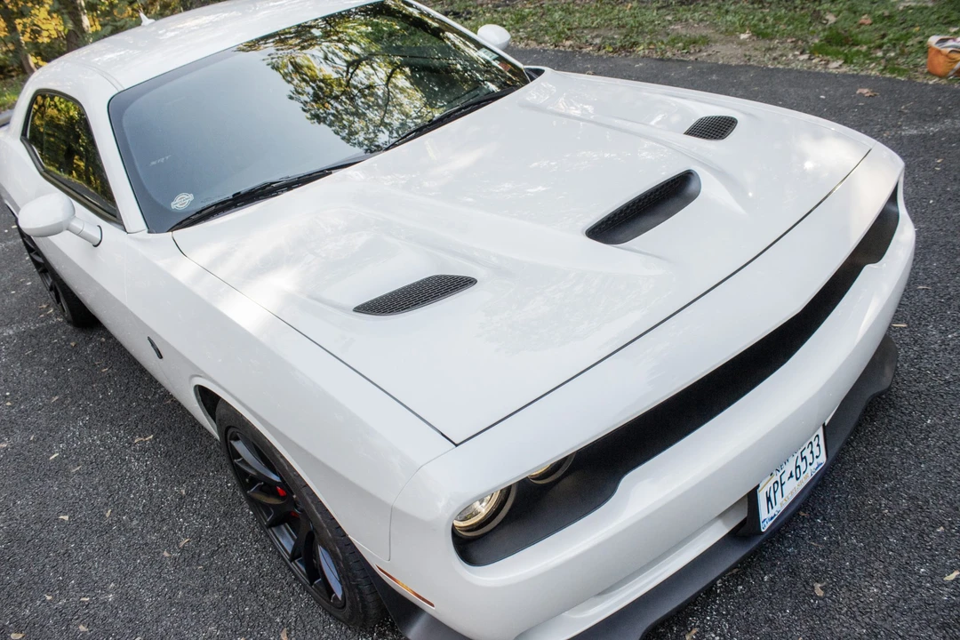 2015 Dodge Challenger SRT Hellcat 3rd Gen - Image 11 of 31