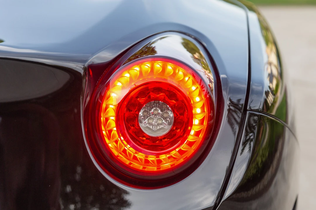 2015 Ferrari California T - Image 25 of 31