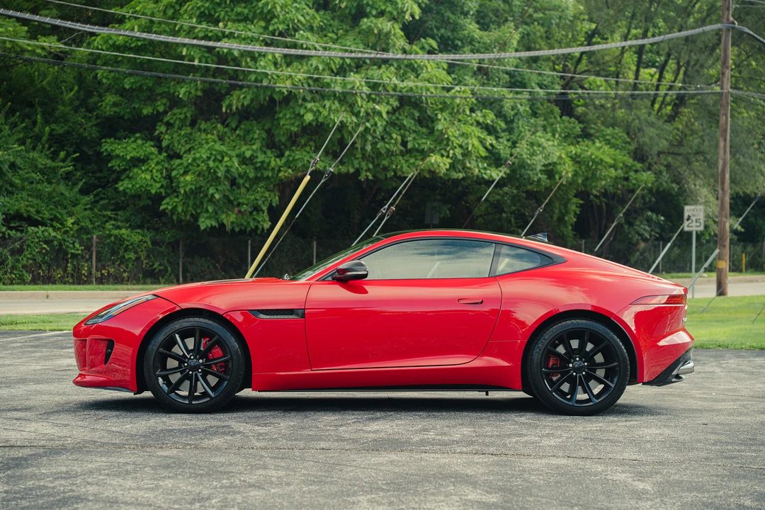 2015 Jaguar F-Type R 1st Gen - Image 7 of 31