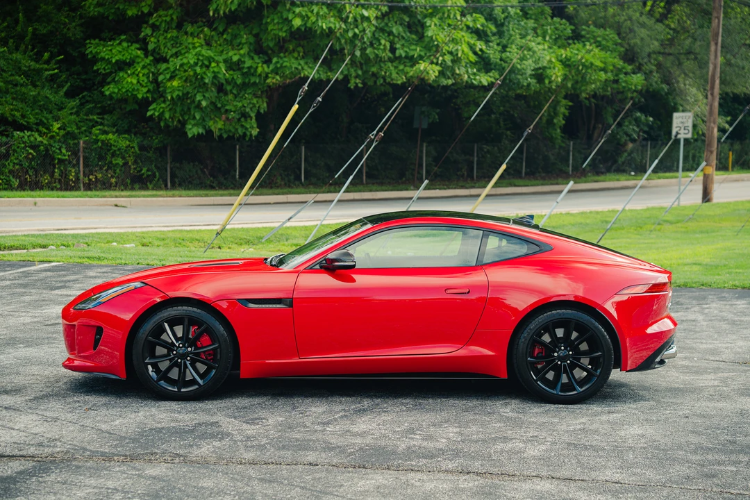 2015 Jaguar F-Type R 1st Gen - Image 6 of 31