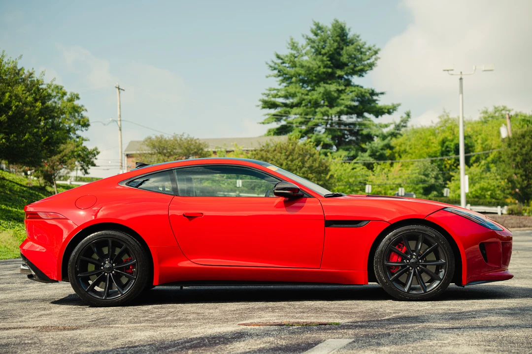 2015 Jaguar F-Type R 1st Gen - Image 21 of 31