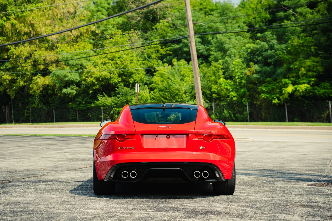 2015 Jaguar F-Type R 1st Gen - Image 15 of 31