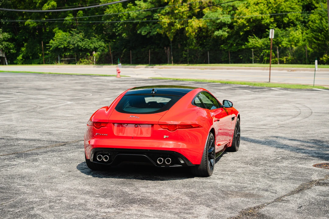 2015 Jaguar F-Type R 1st Gen - Image 18 of 31