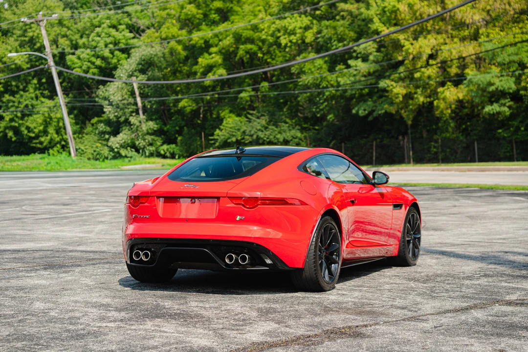 2015 Jaguar F-Type R 1st Gen - Image 19 of 31