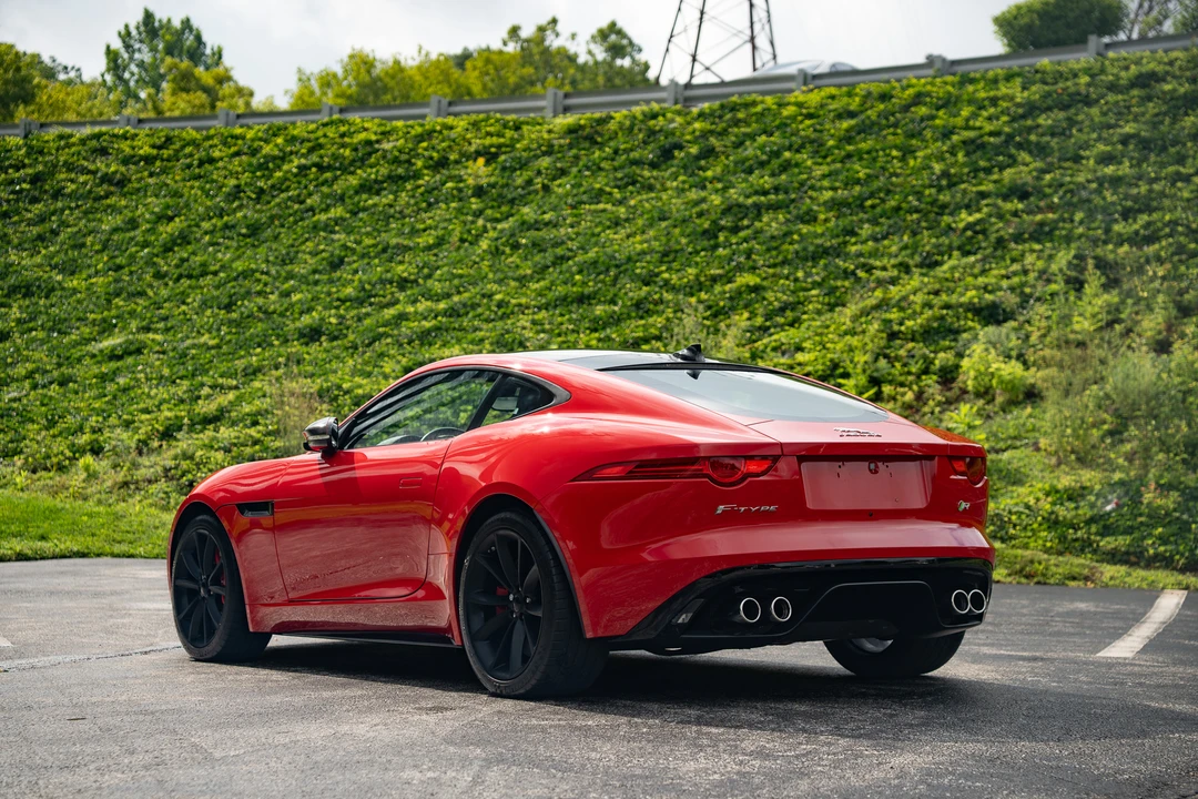 2015 Jaguar F-Type R 1st Gen - Image 11 of 31