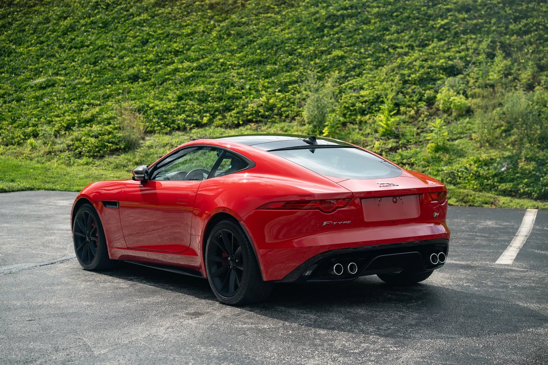 2015 Jaguar F-Type R 1st Gen - Image 9 of 31