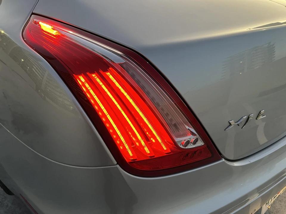 2015 Jaguar X351 XJ - Image 23 of 31