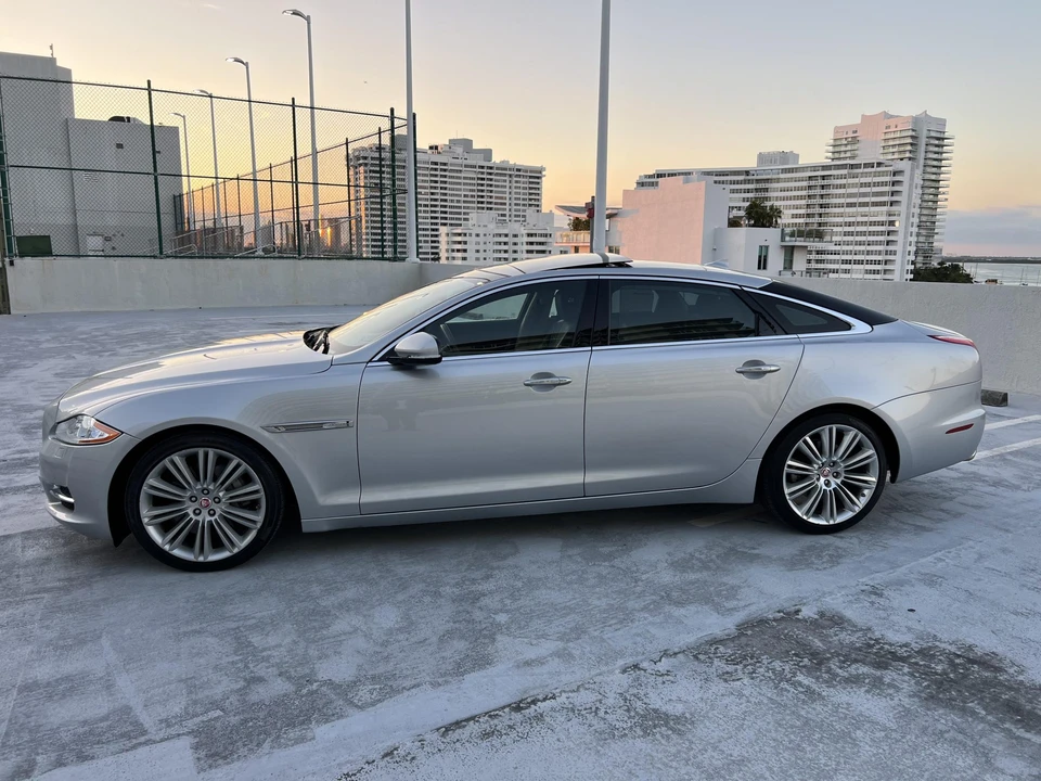 2015 Jaguar X351 XJ - Image 9 of 31