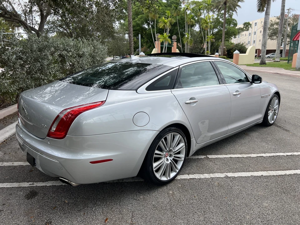 2015 Jaguar X351 XJ - Image 5 of 31